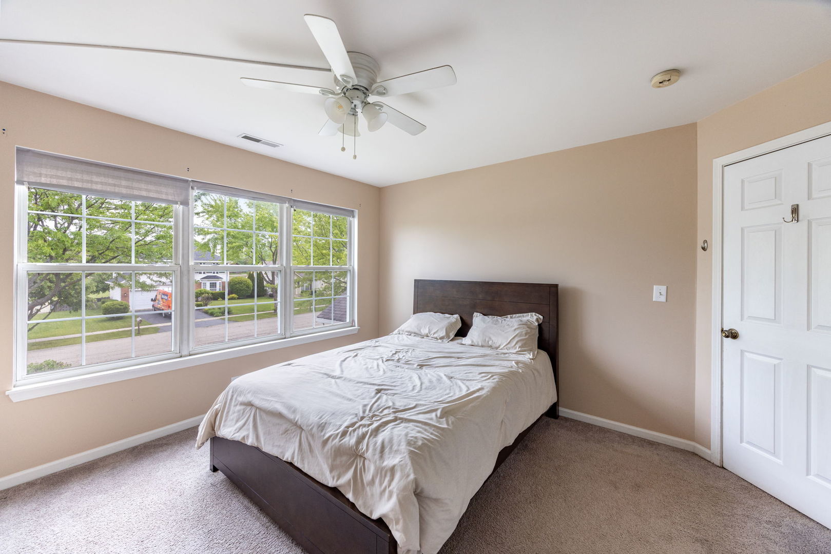 1237 E Greystone Drive Property Photo 18