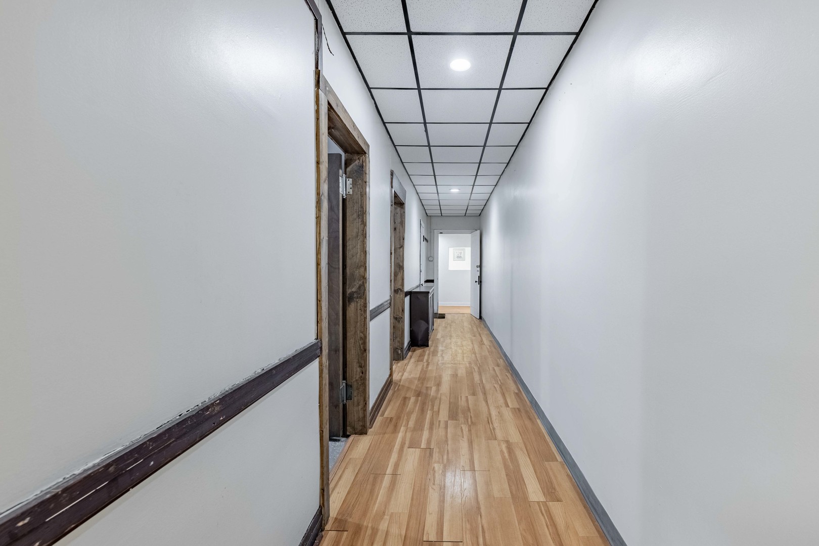 4276 S Archer Avenue Property Photo 7