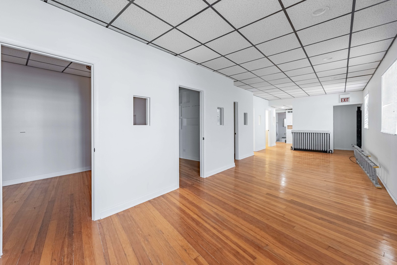 4276 S Archer Avenue Property Photo 12