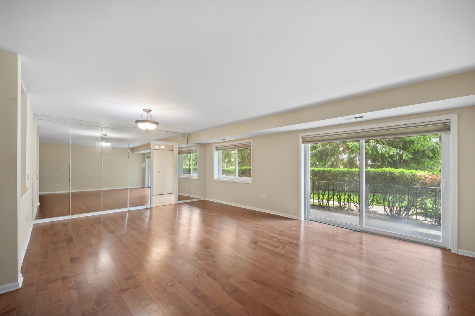 4949 Golf Road 101 Property Photo 5