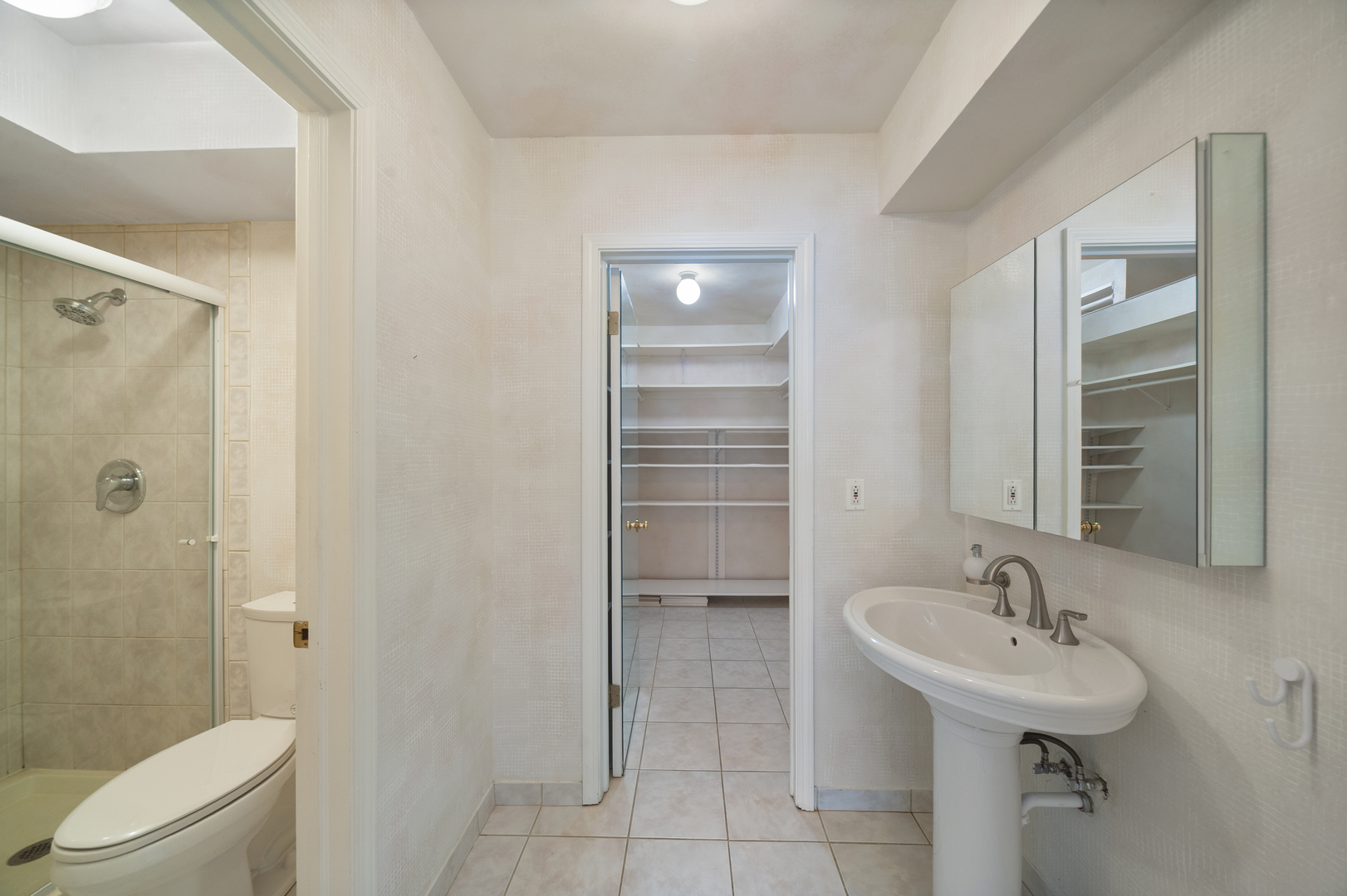 4949 Golf Road 101 Property Photo 13