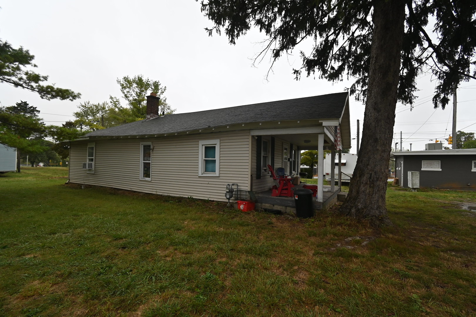 1015 N Main Street Property Photo 7