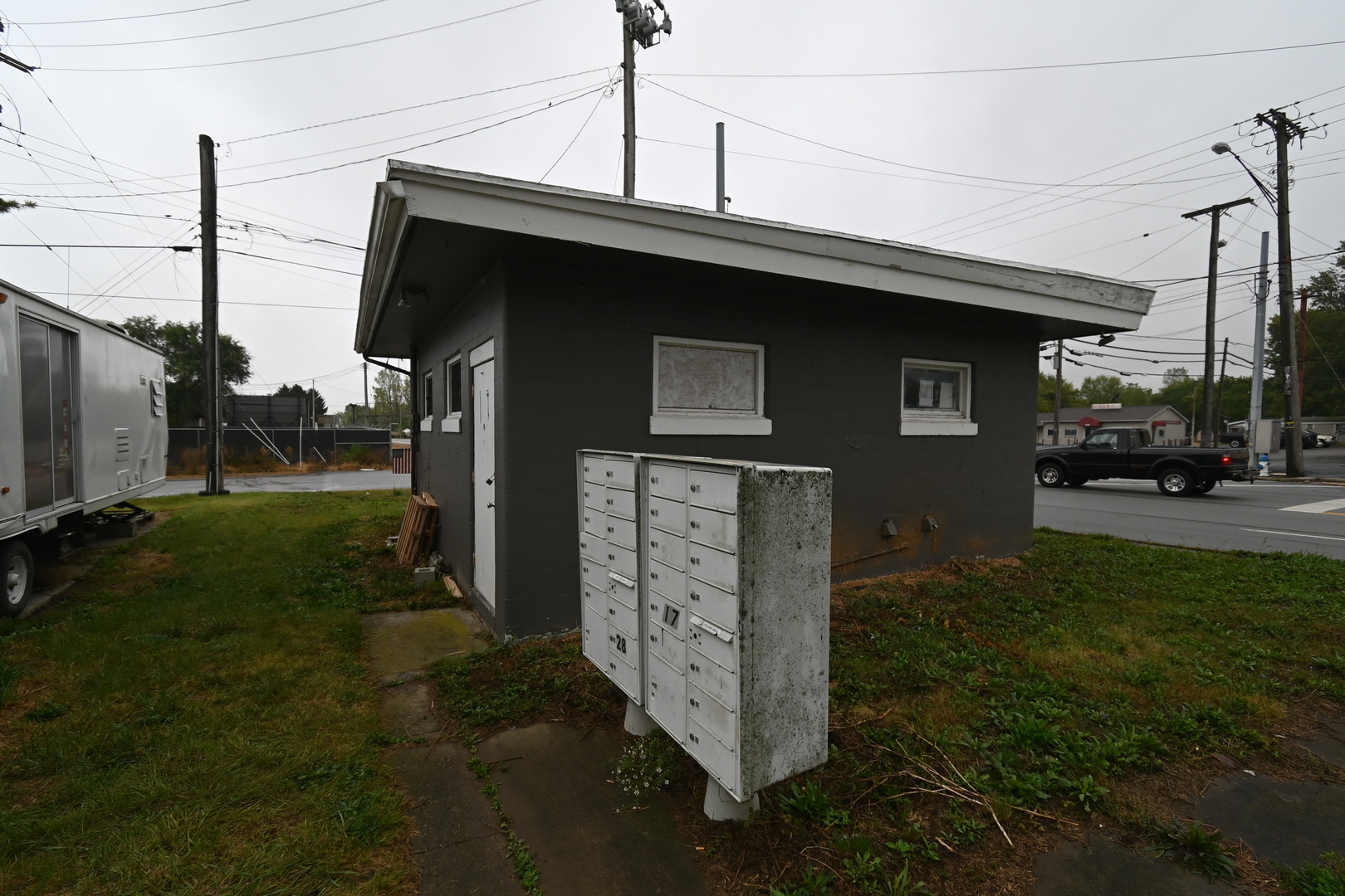1015 N Main Street Property Photo 8
