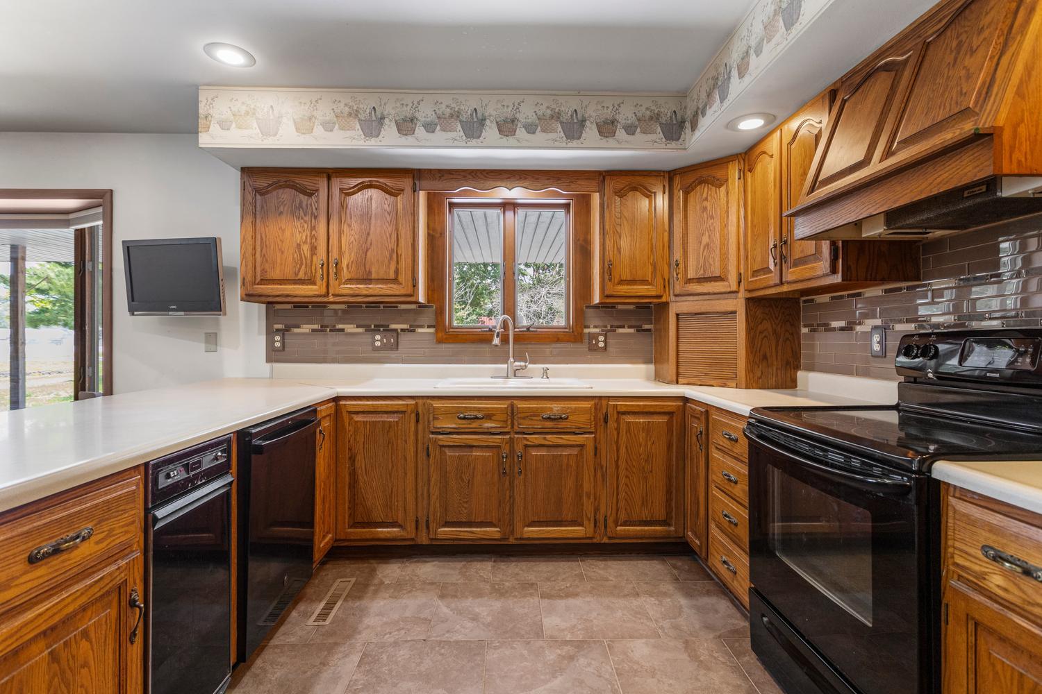 403 Woodworth Drive Property Photo 13
