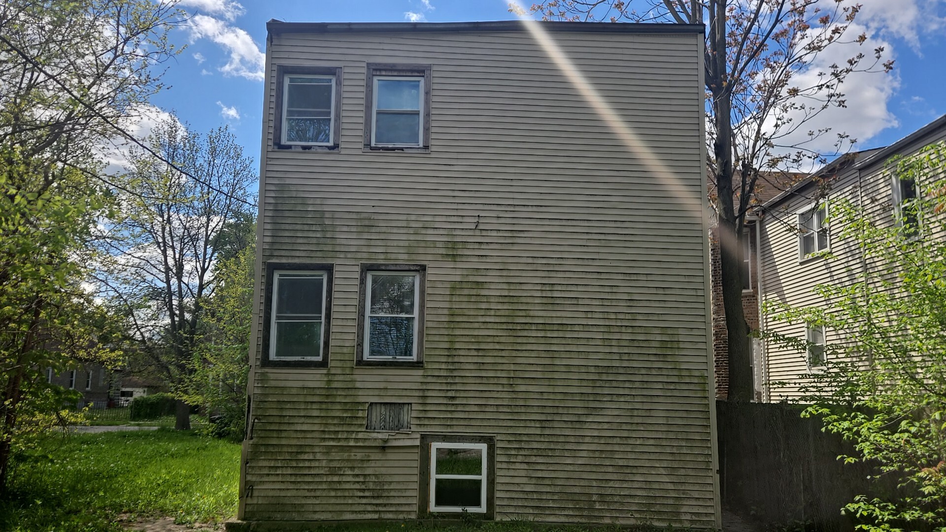 132 W 113th Street Property Photo 3