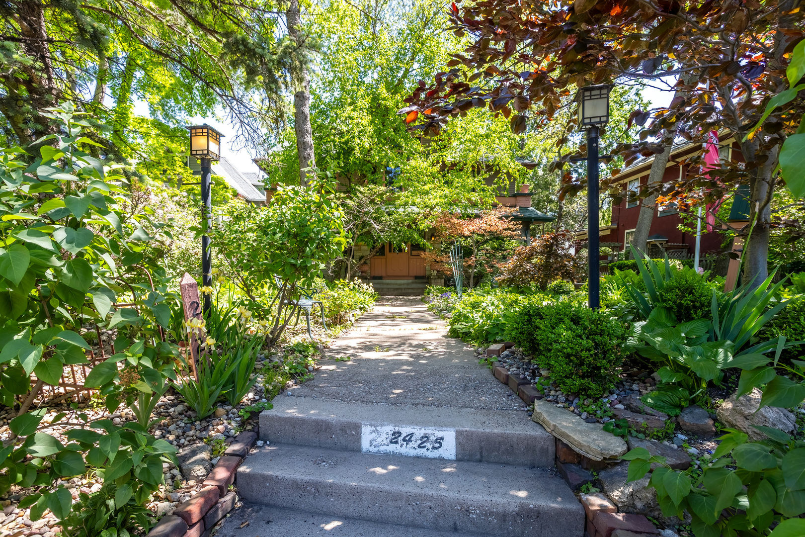 2425 N Brady Street Property Photo 2