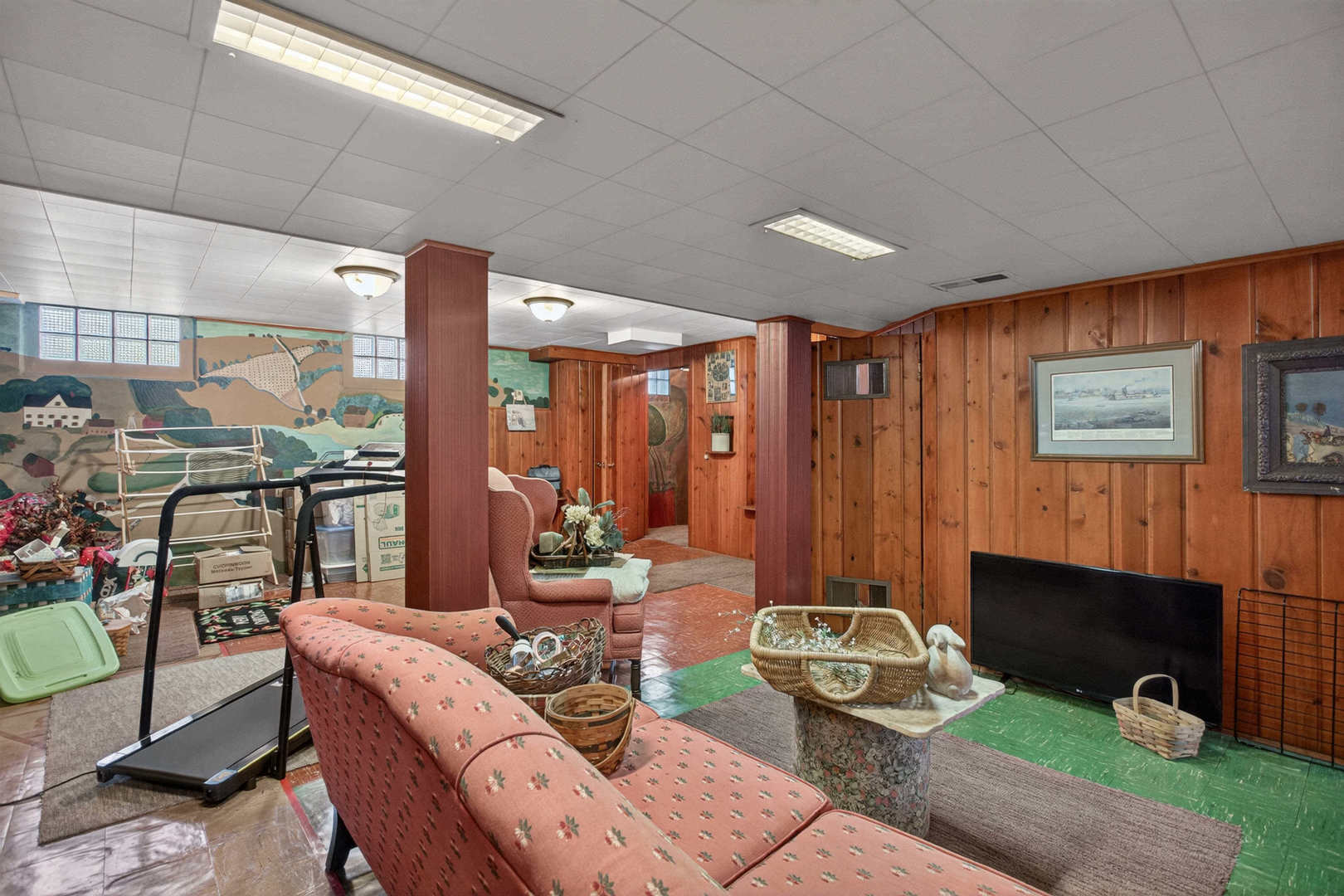 2425 N Brady Street Property Photo 48