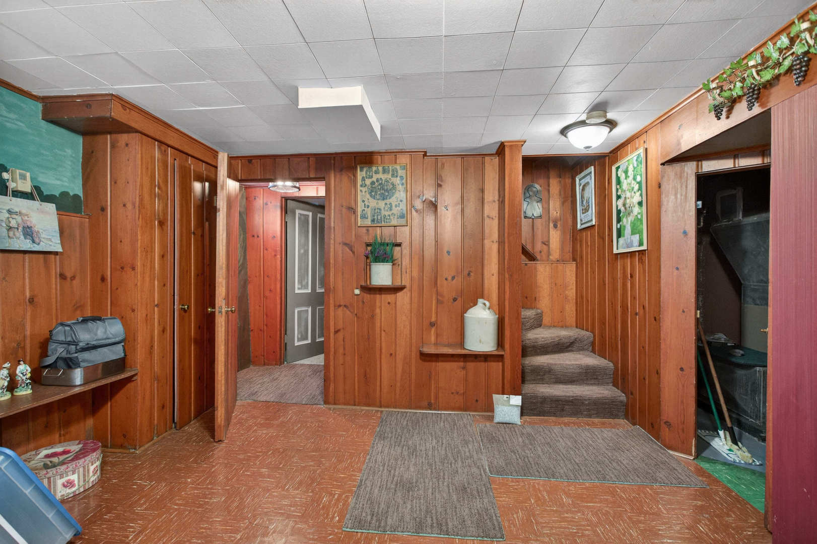 2425 N Brady Street Property Photo 50