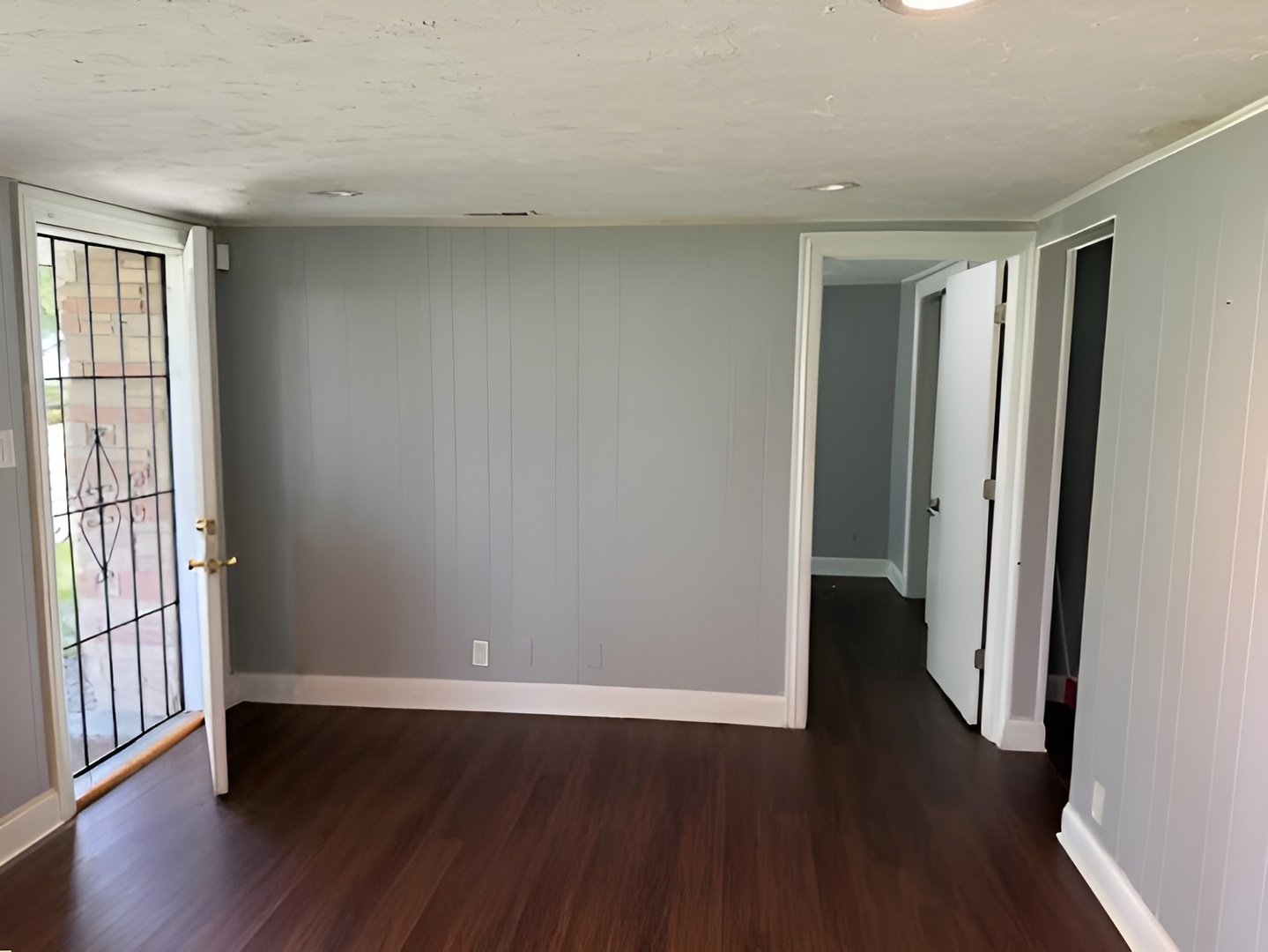 3533 Ashland Avenue Property Photo 5