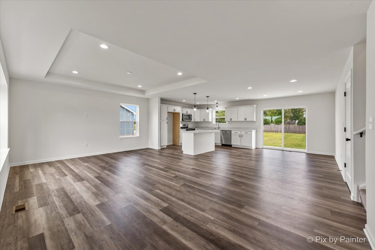 618 Apple Valley Road Property Photo 4