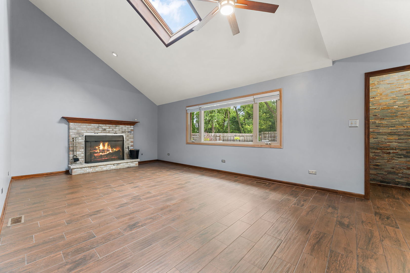 652 Naoma Drive Property Photo 8