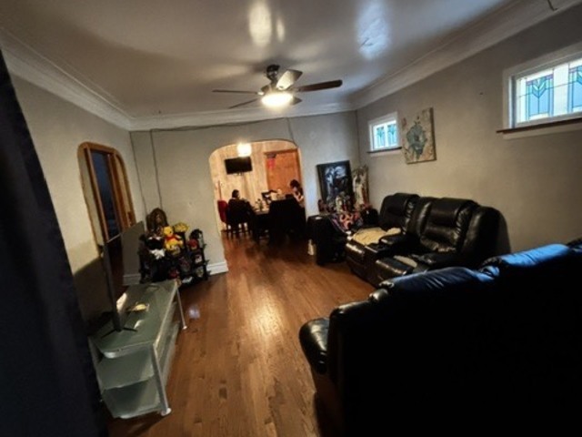 5809 S Spaulding Avenue Property Photo 3