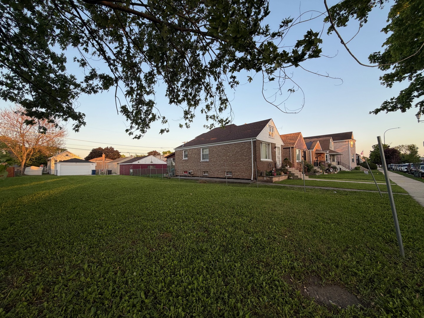 3605 S Central Avenue Property Photo 5