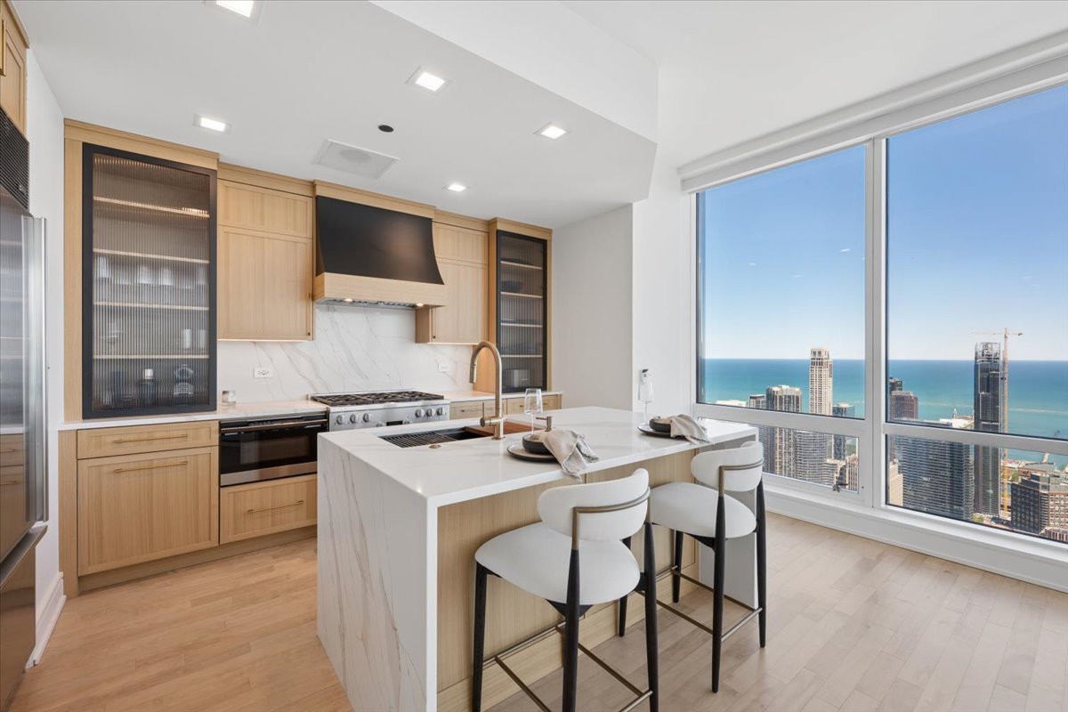 401 N Wabash Avenue 61g Property Photo 8