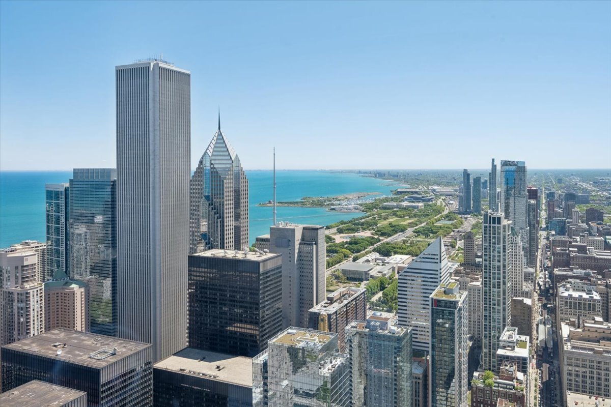 401 N Wabash Avenue 61g Property Photo 14