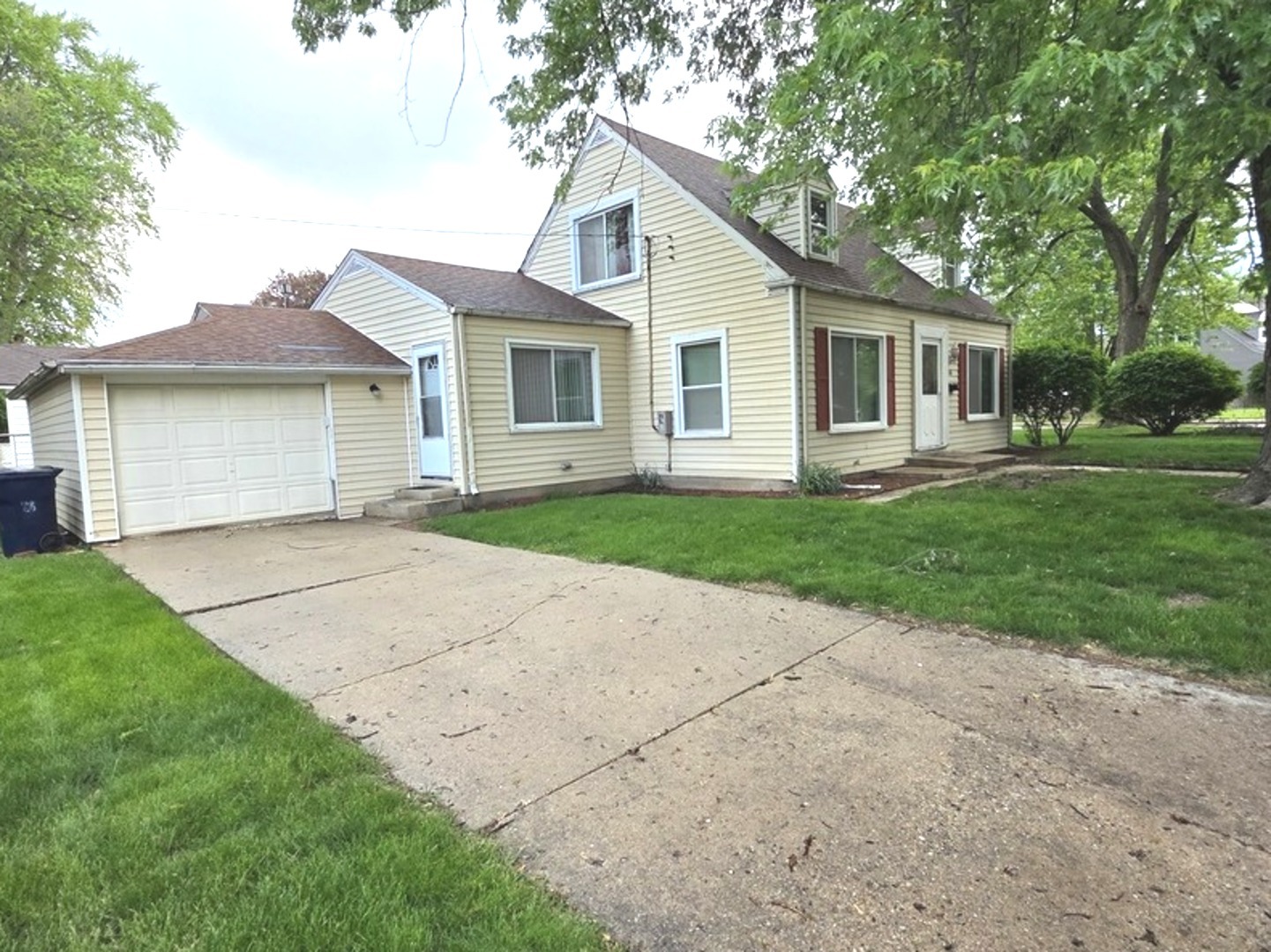 1106 Birchdale Drive Property Photo 1