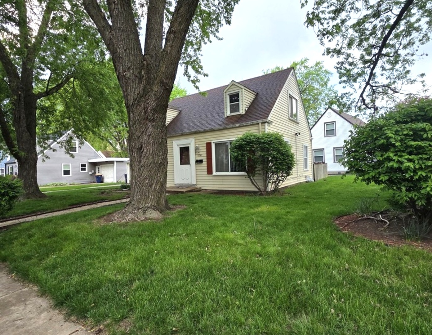 1106 Birchdale Drive Property Photo 2