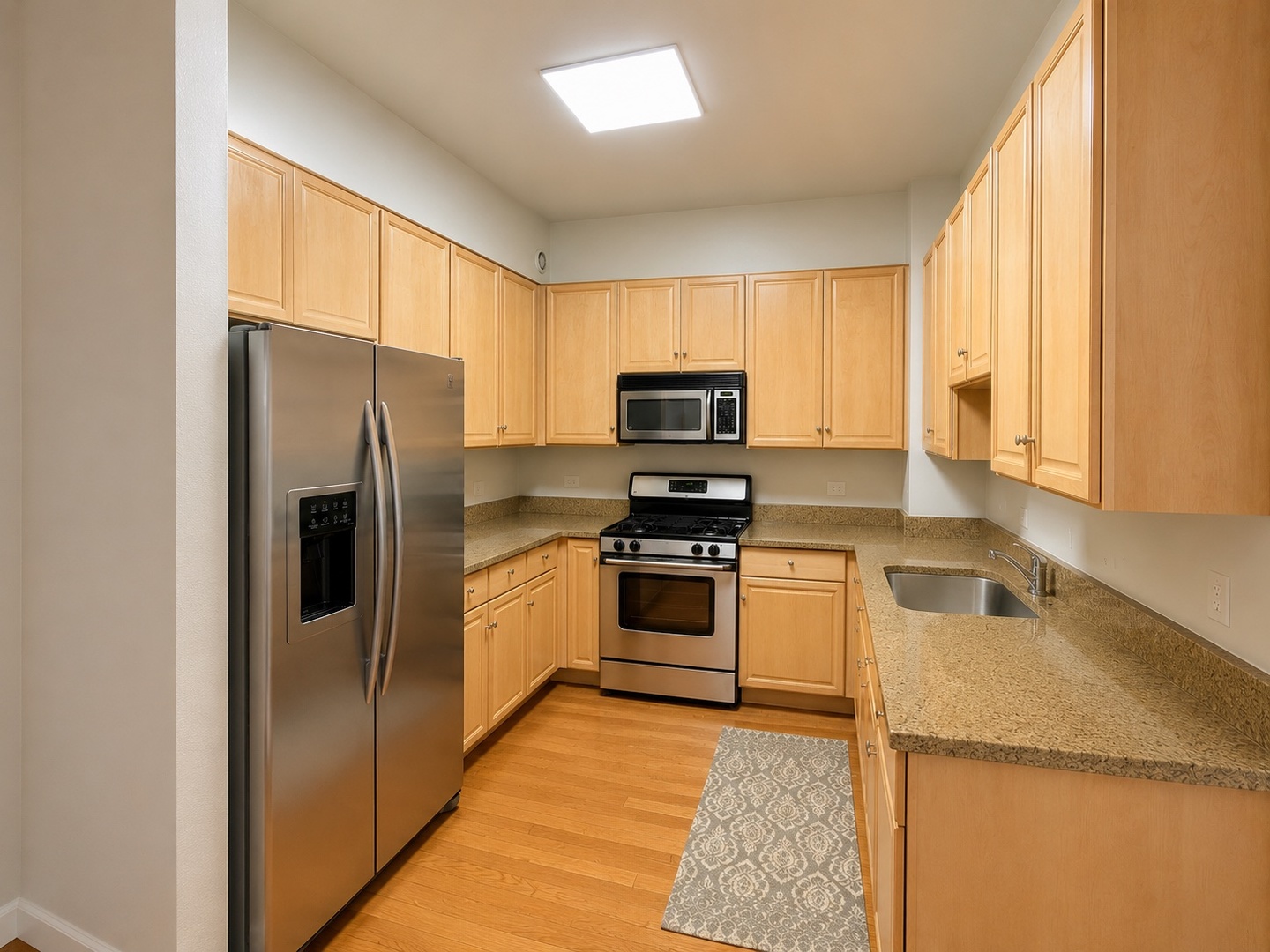1111 S Wabash Avenue 2904 Property Photo 4