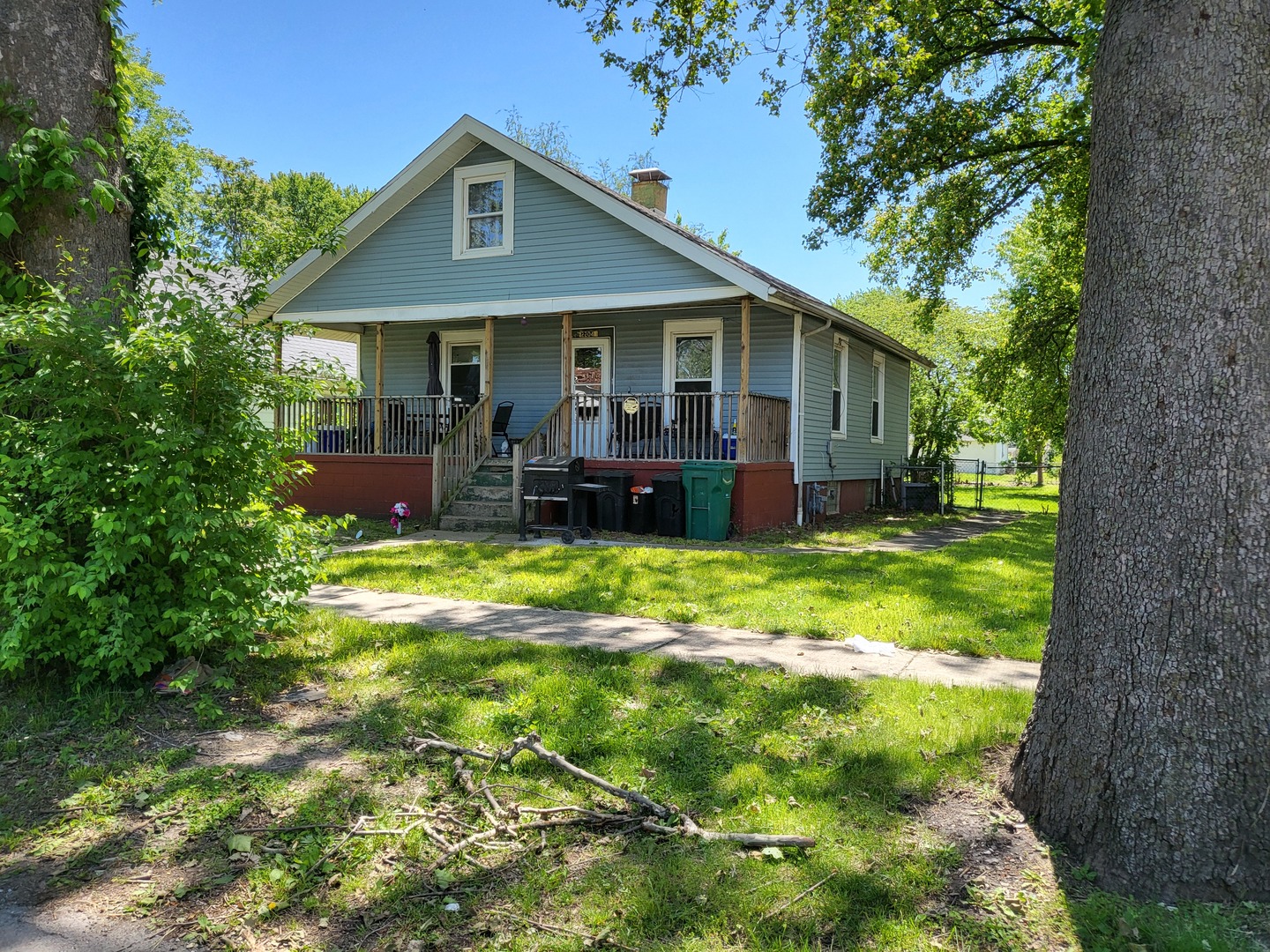 2204 E Stuart Street Property Photo 1