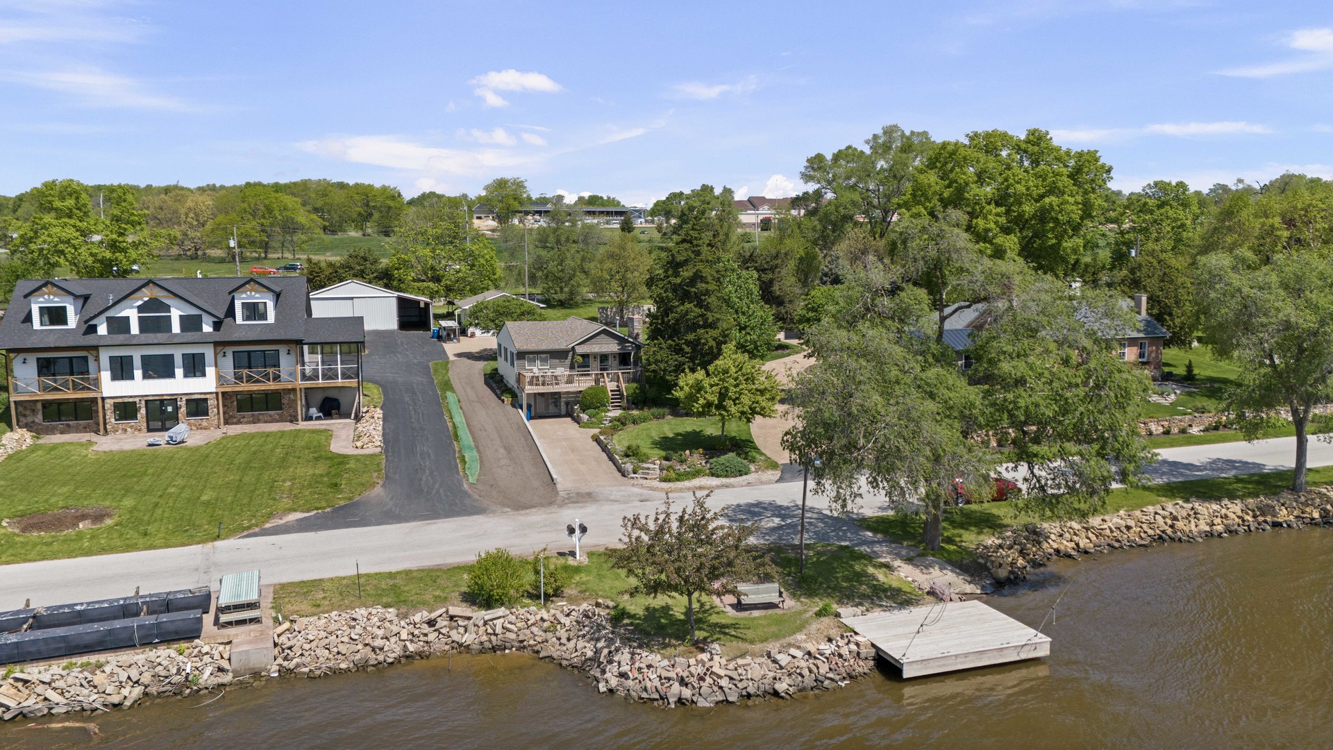 1401 Canal Shore Drive Property Photo 6
