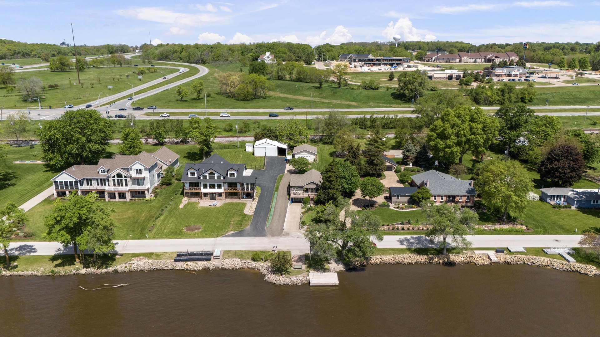 1401 Canal Shore Drive Property Photo 10