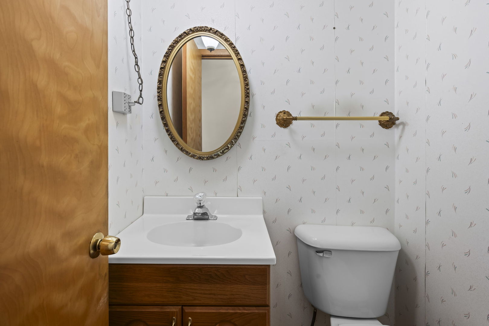 1706 E Euclid Avenue Property Photo 8