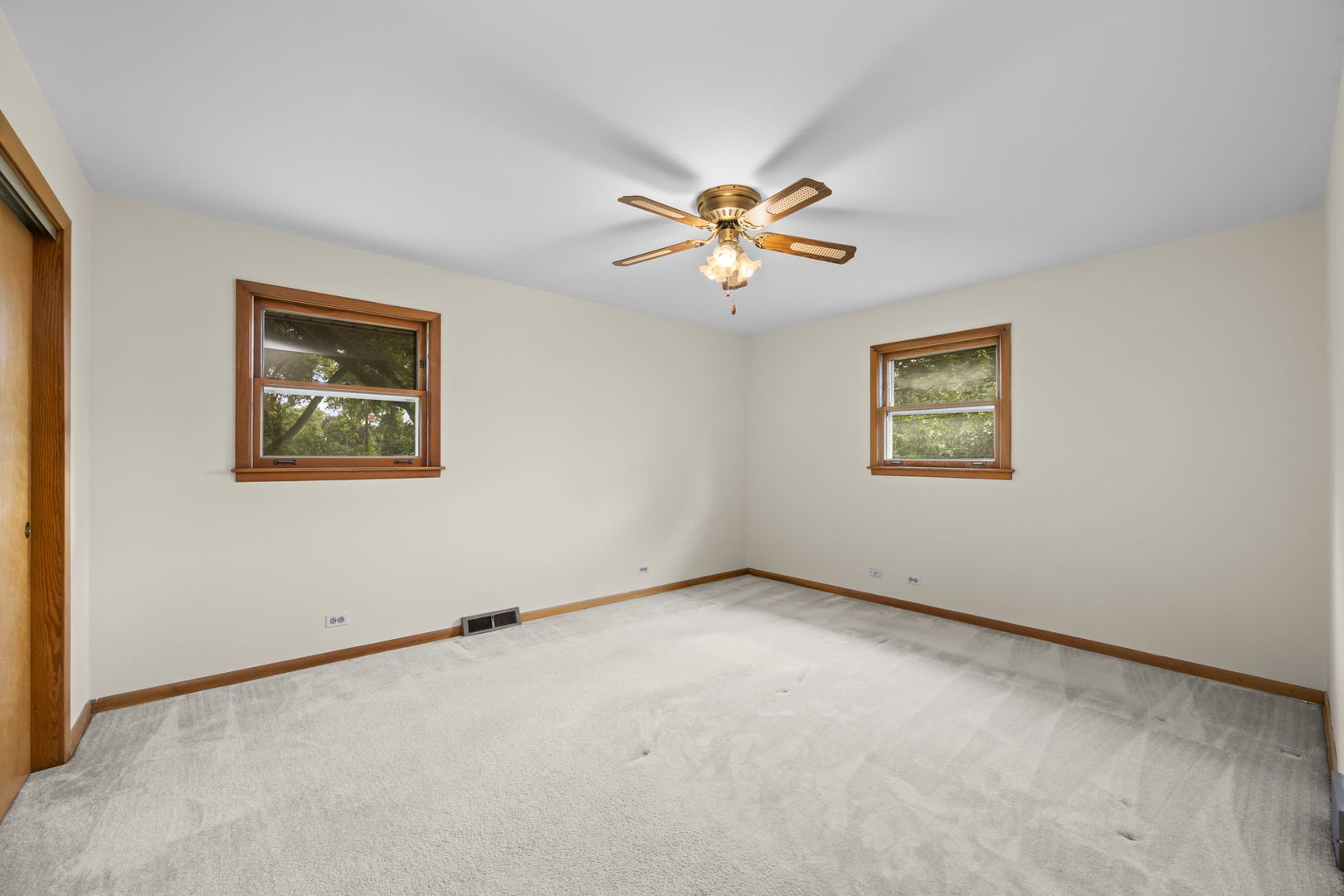 1706 E Euclid Avenue Property Photo 11