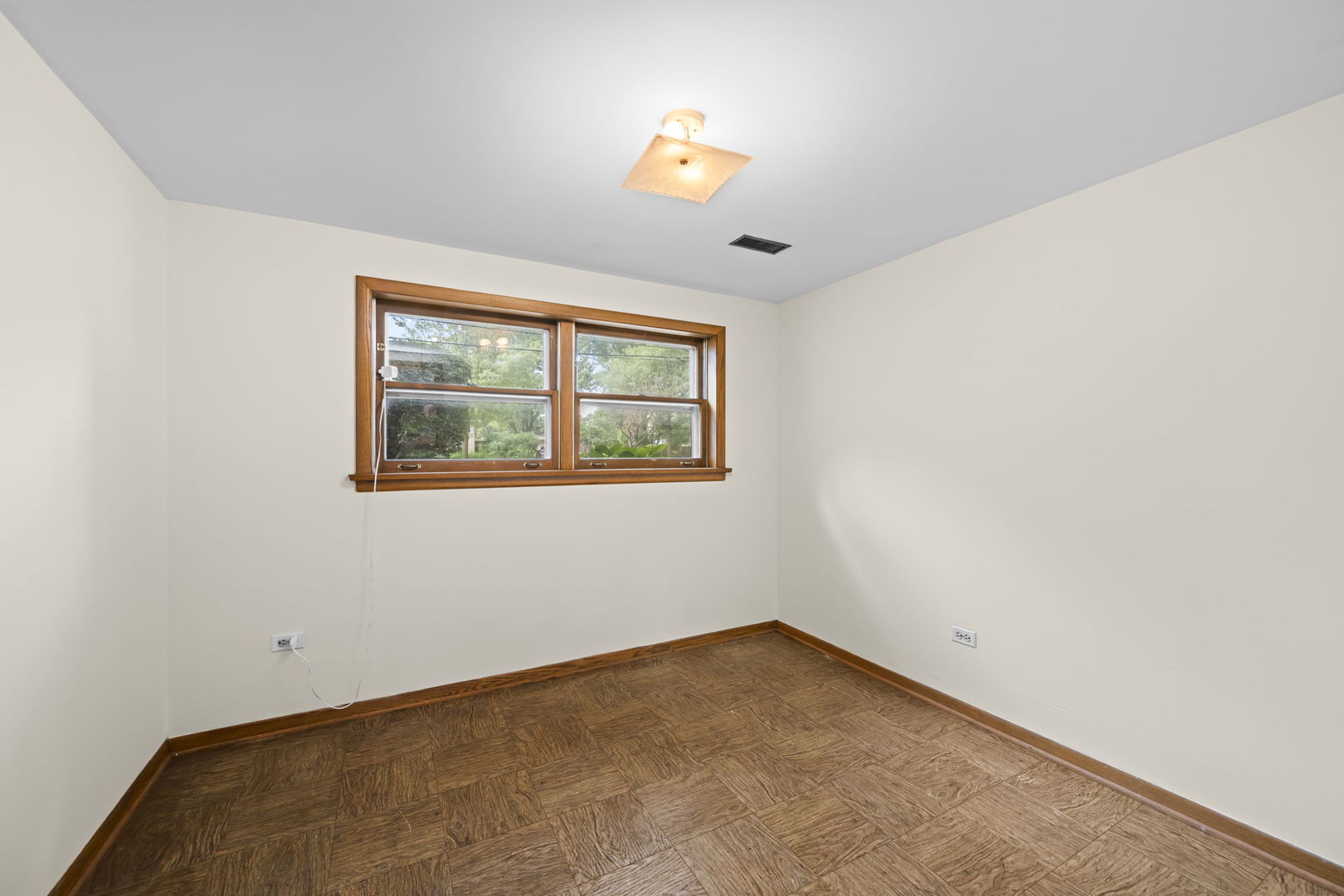 1706 E Euclid Avenue Property Photo 16