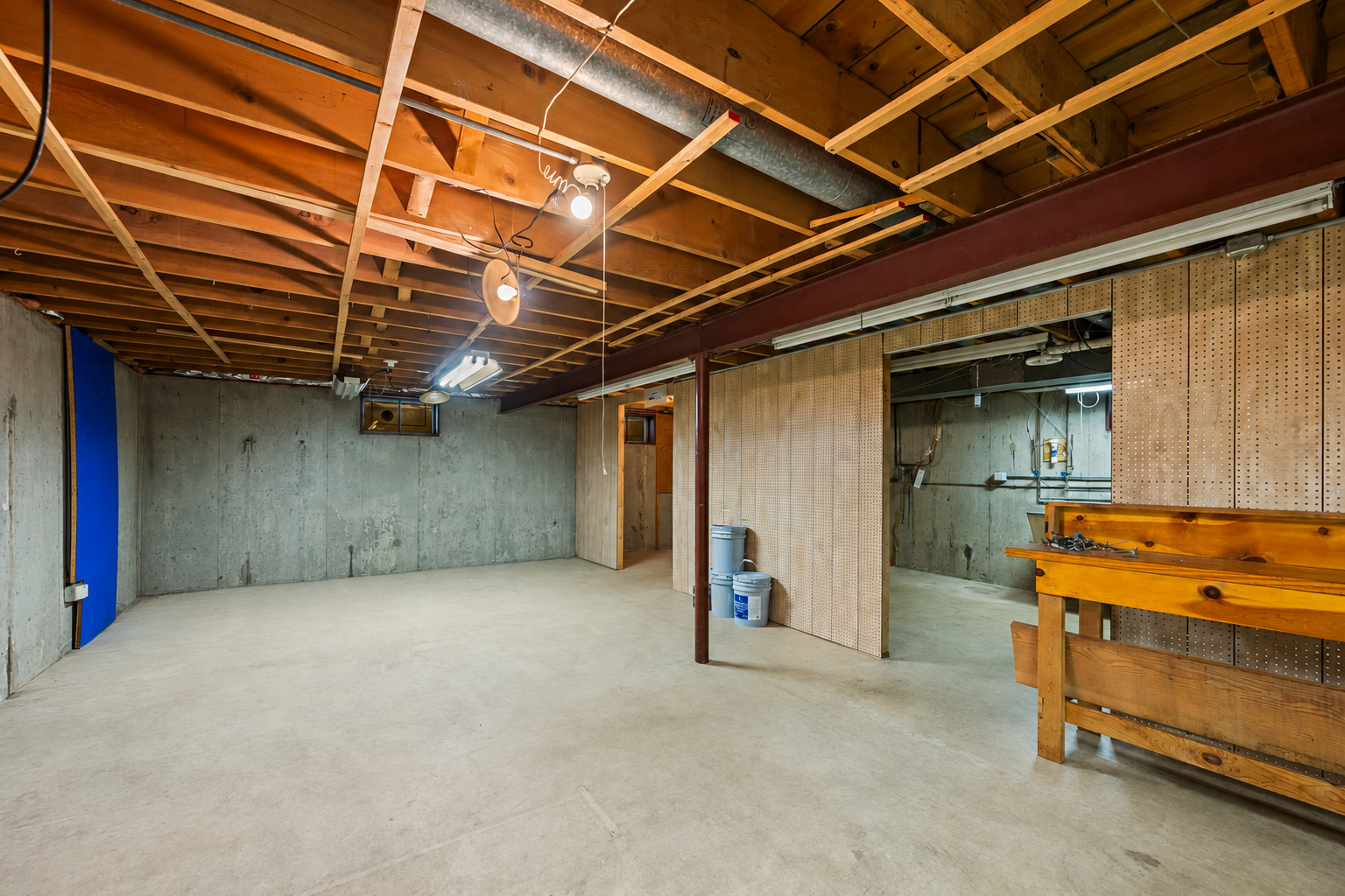 1706 E Euclid Avenue Property Photo 17