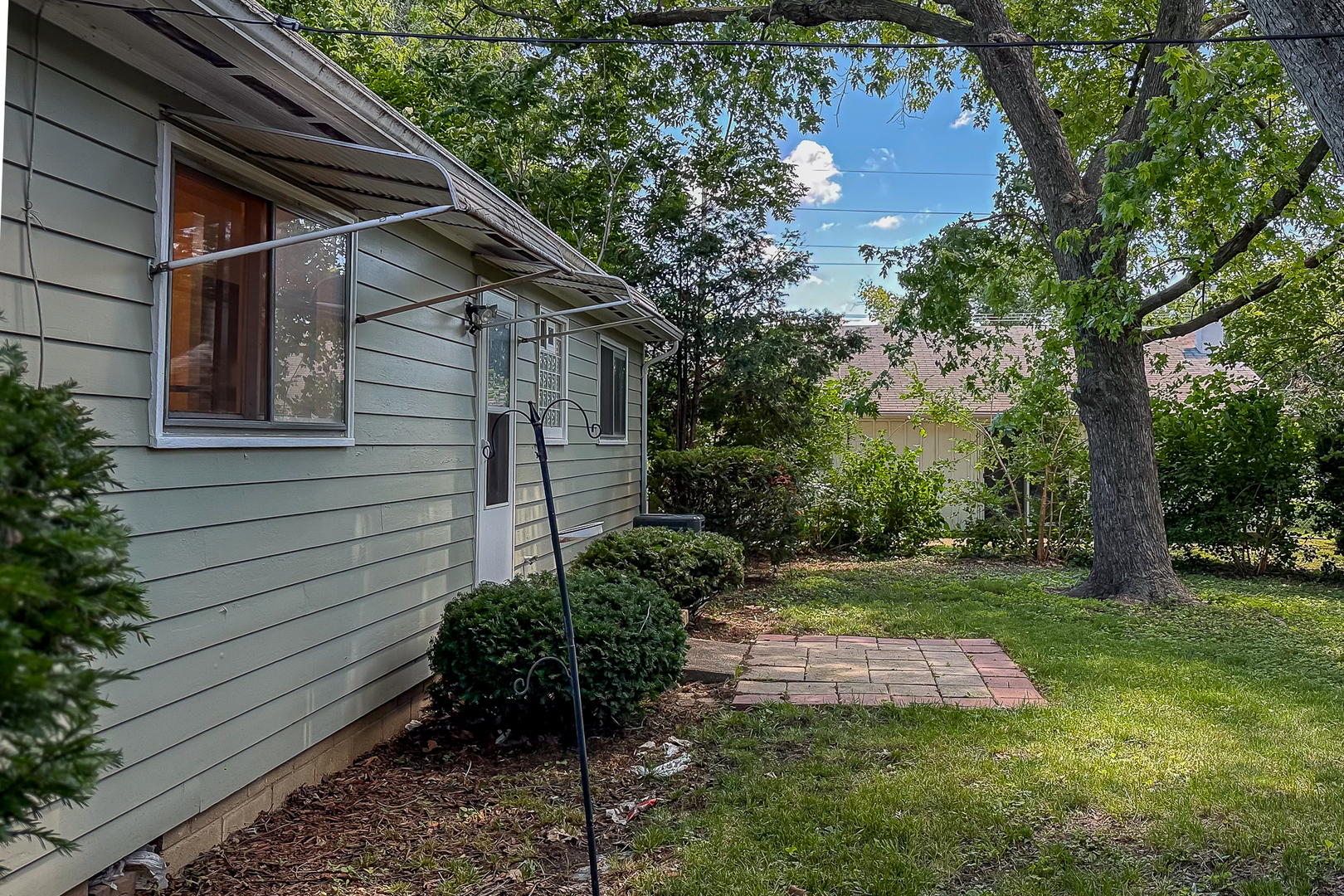 1407 E Fairlawn Drive Property Photo 5