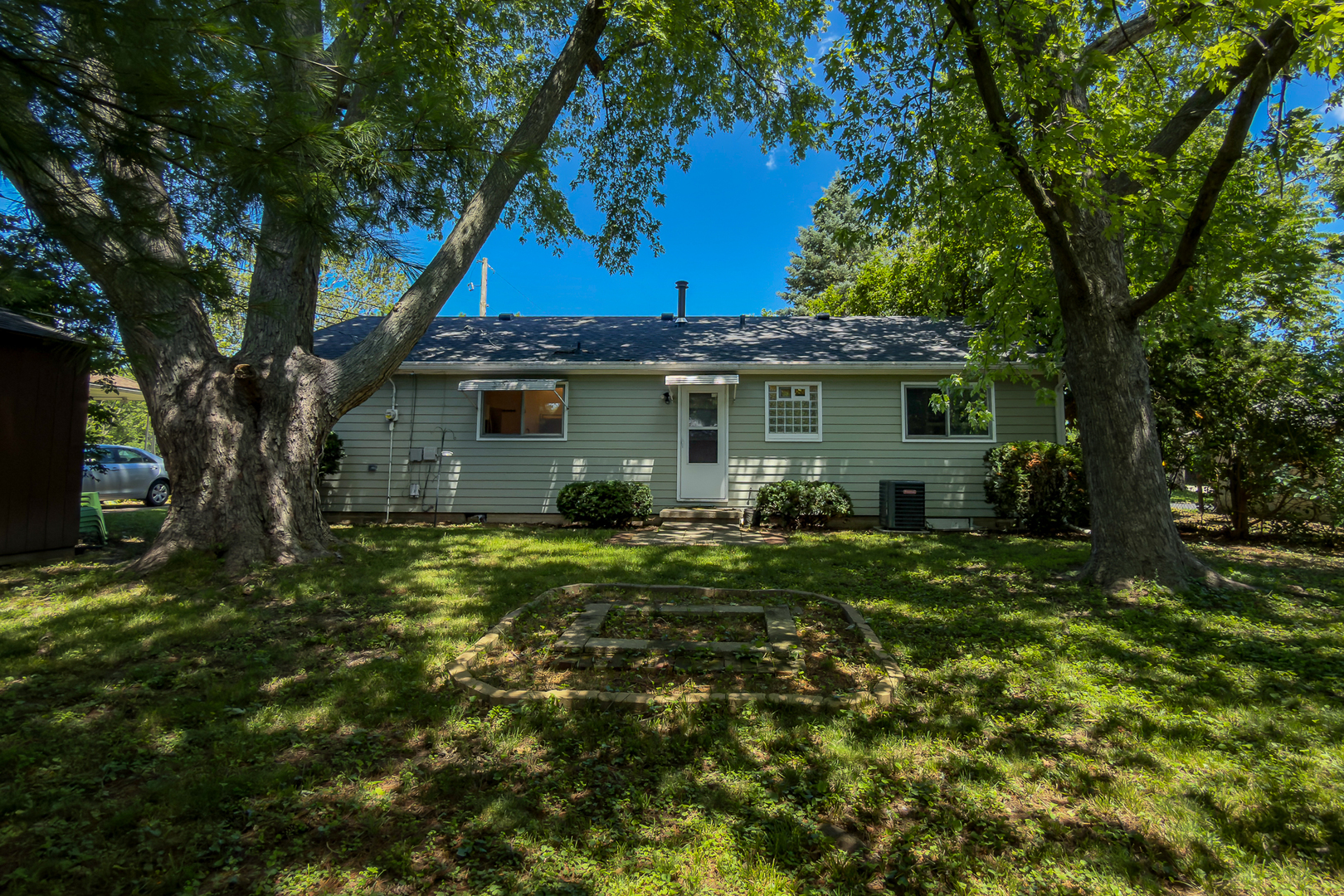 1407 E Fairlawn Drive Property Photo 32
