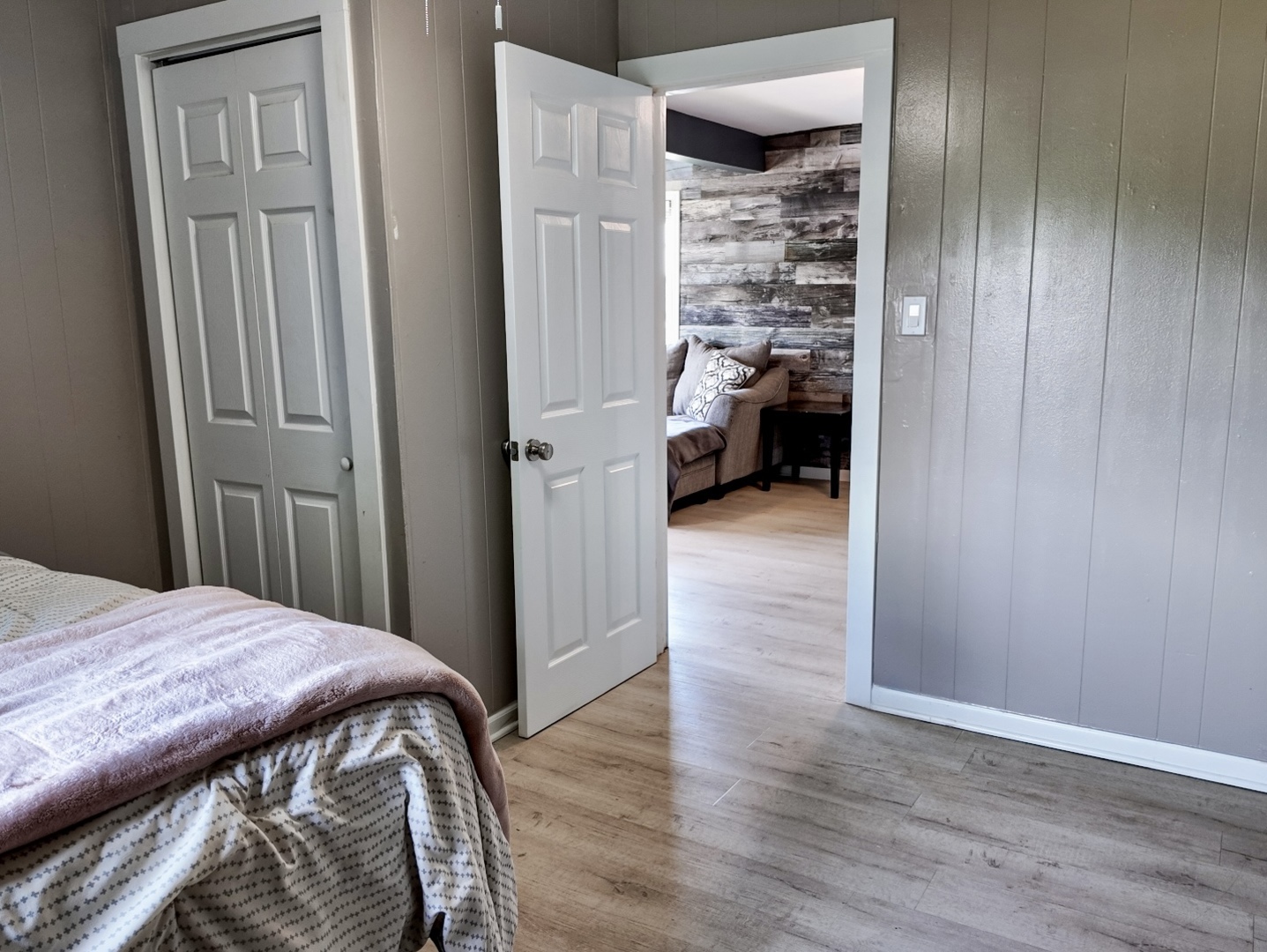 365 New Avenue Property Photo 7