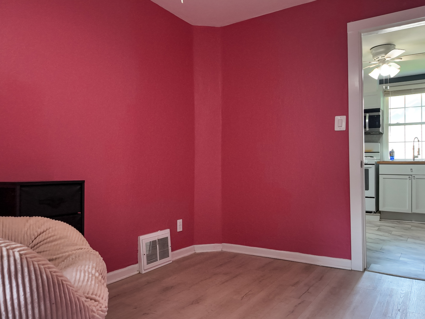 365 New Avenue Property Photo 10