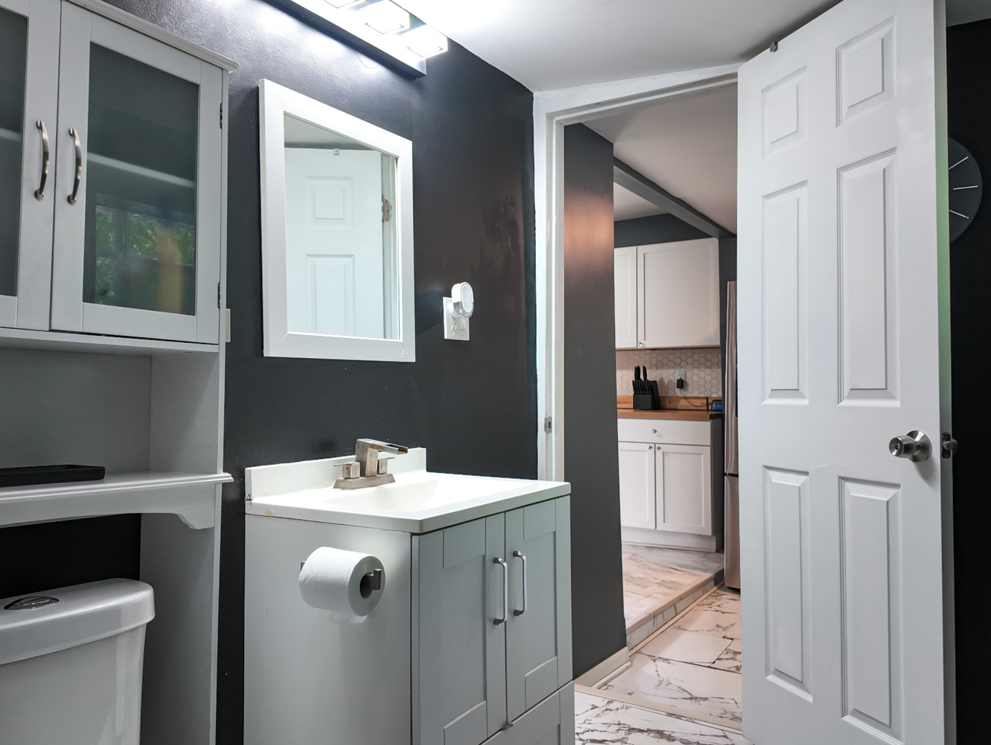 365 New Avenue Property Photo 11