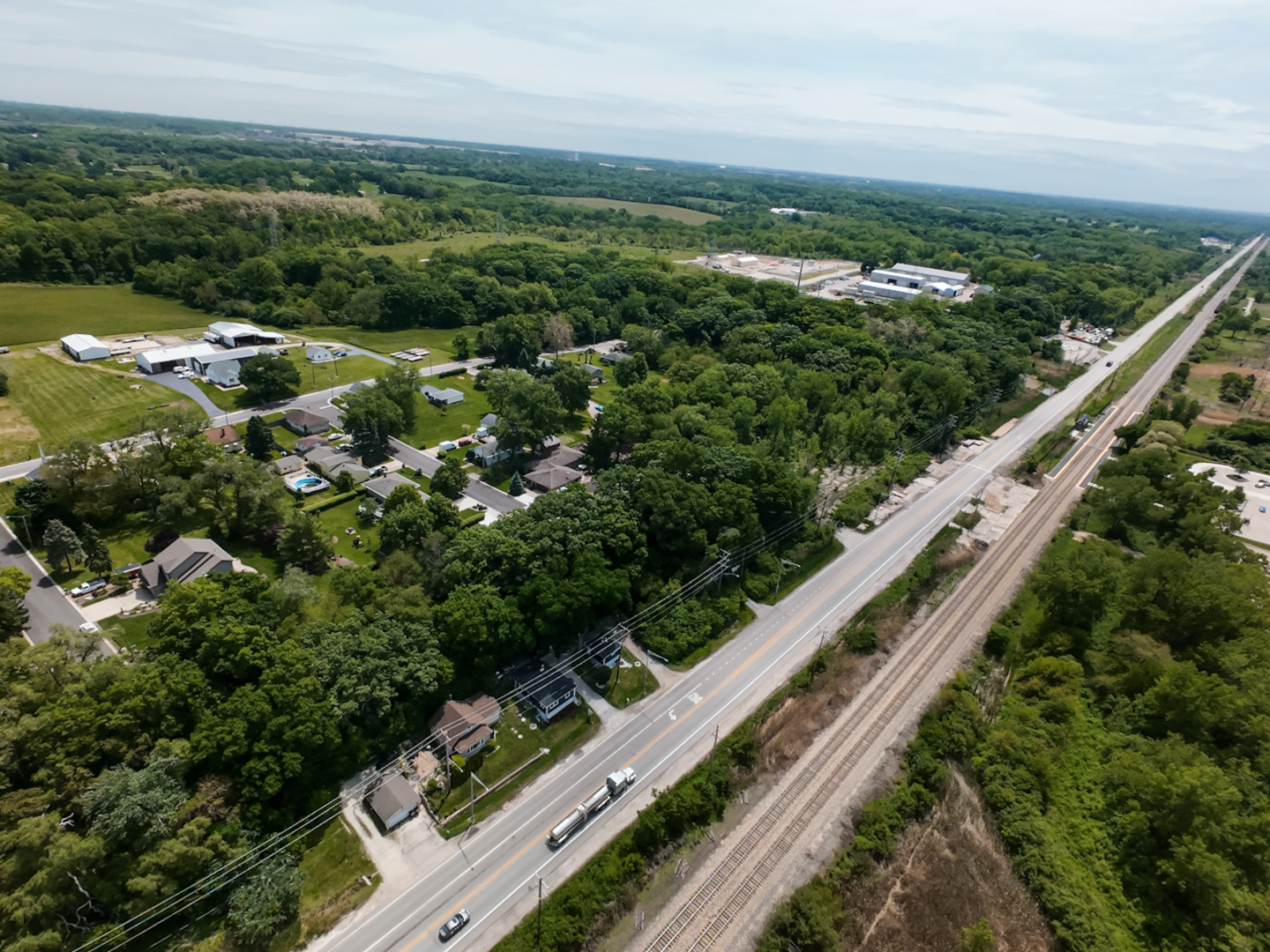 365 New Avenue Property Photo 16