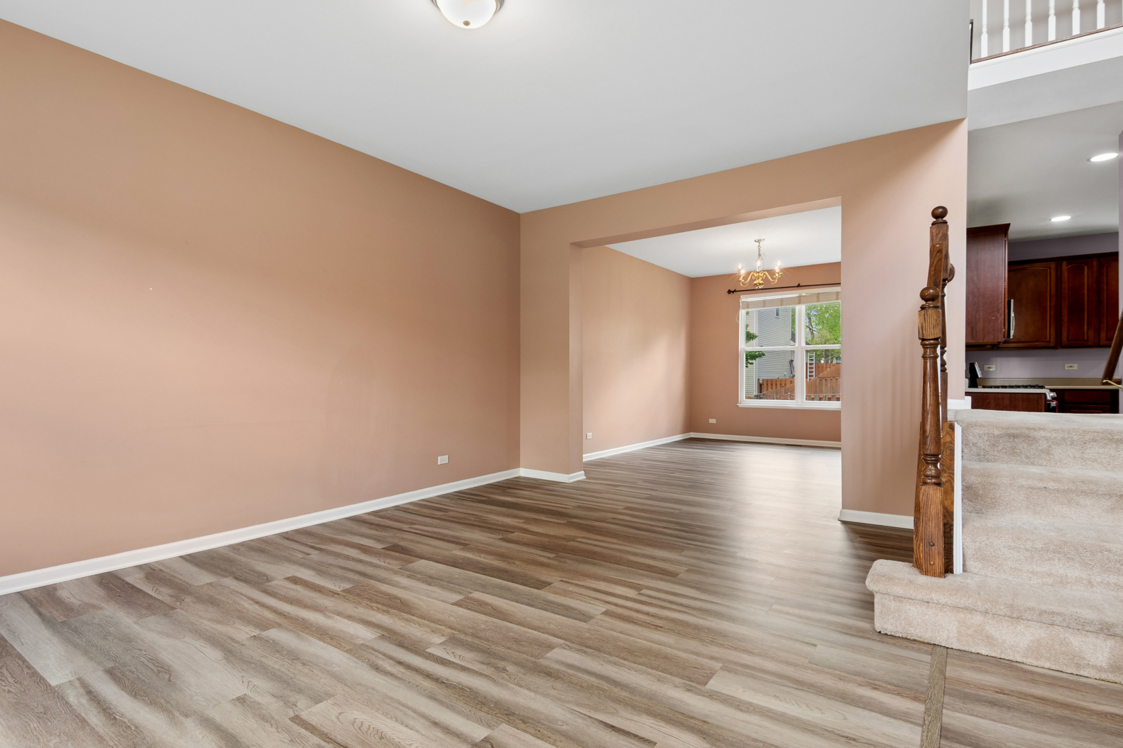 6084 Russell Drive Property Photo 4