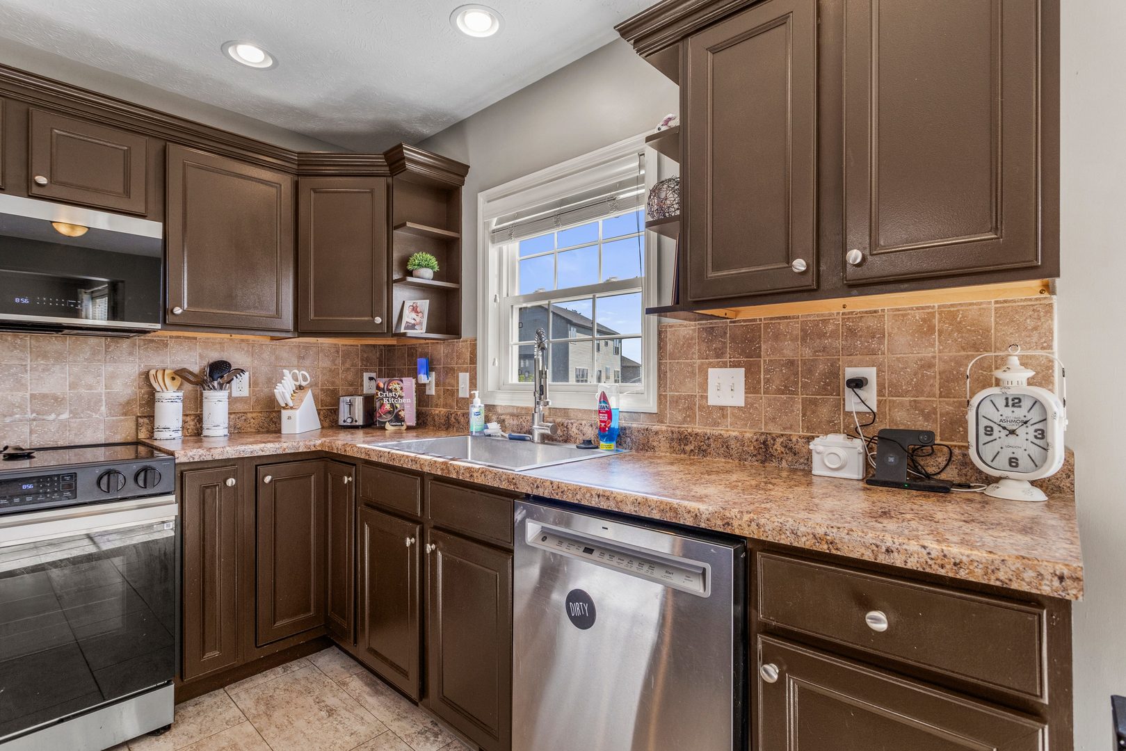 3504 S Myra Ridge Drive Property Photo 13
