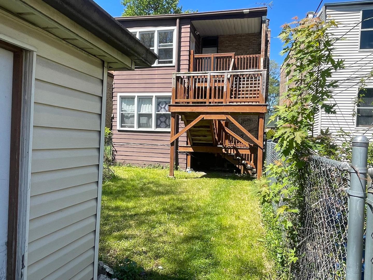 6451 S Vernon Avenue Property Photo 15
