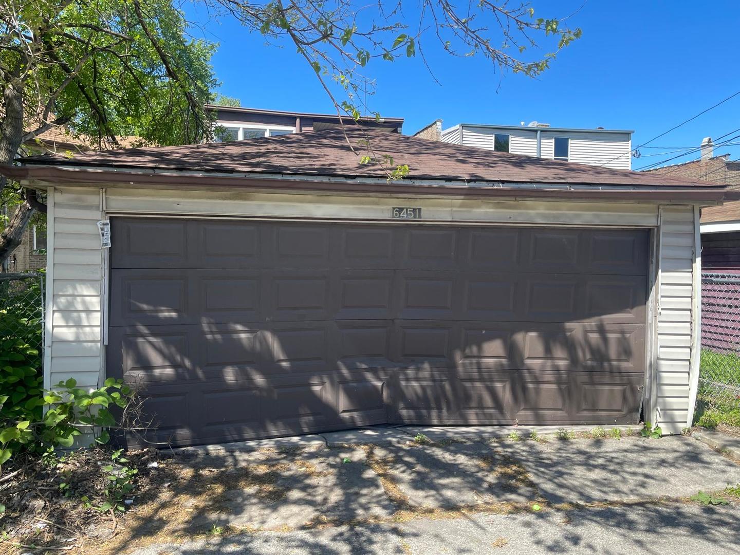 6451 S Vernon Avenue Property Photo 16