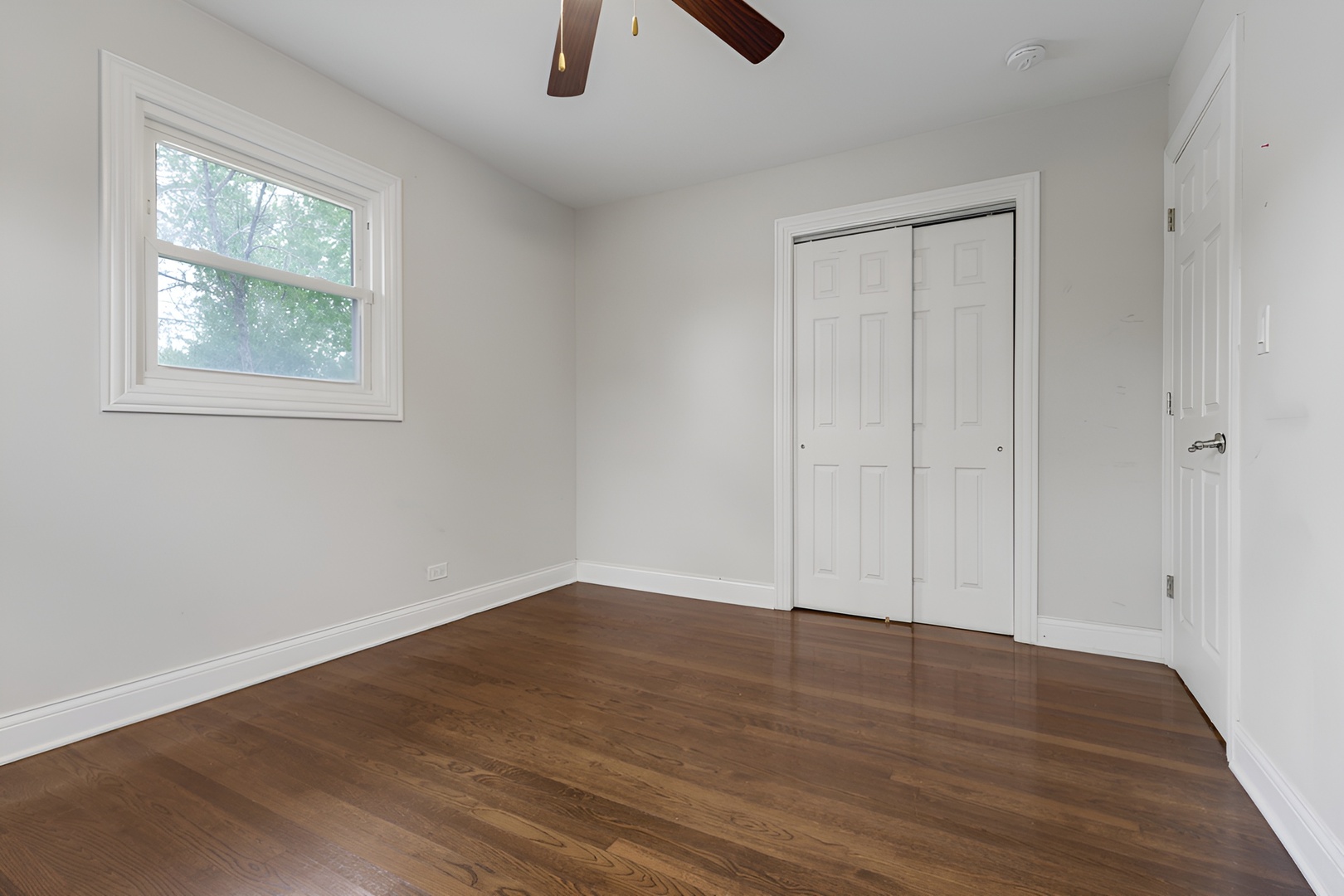 16329 Hermitage Avenue Property Photo 17