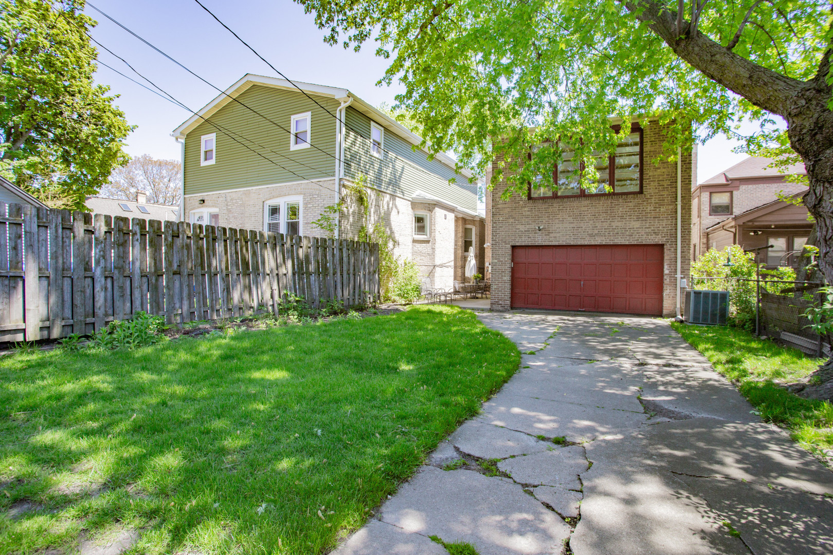 6636 N Talman Avenue Property Photo 4