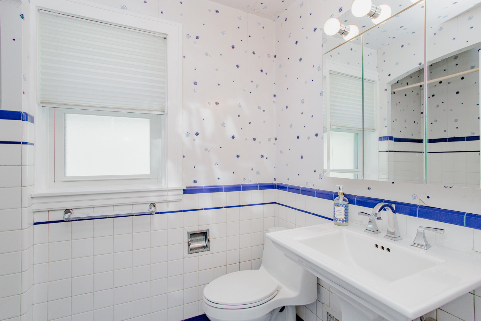 6636 N Talman Avenue Property Photo 27