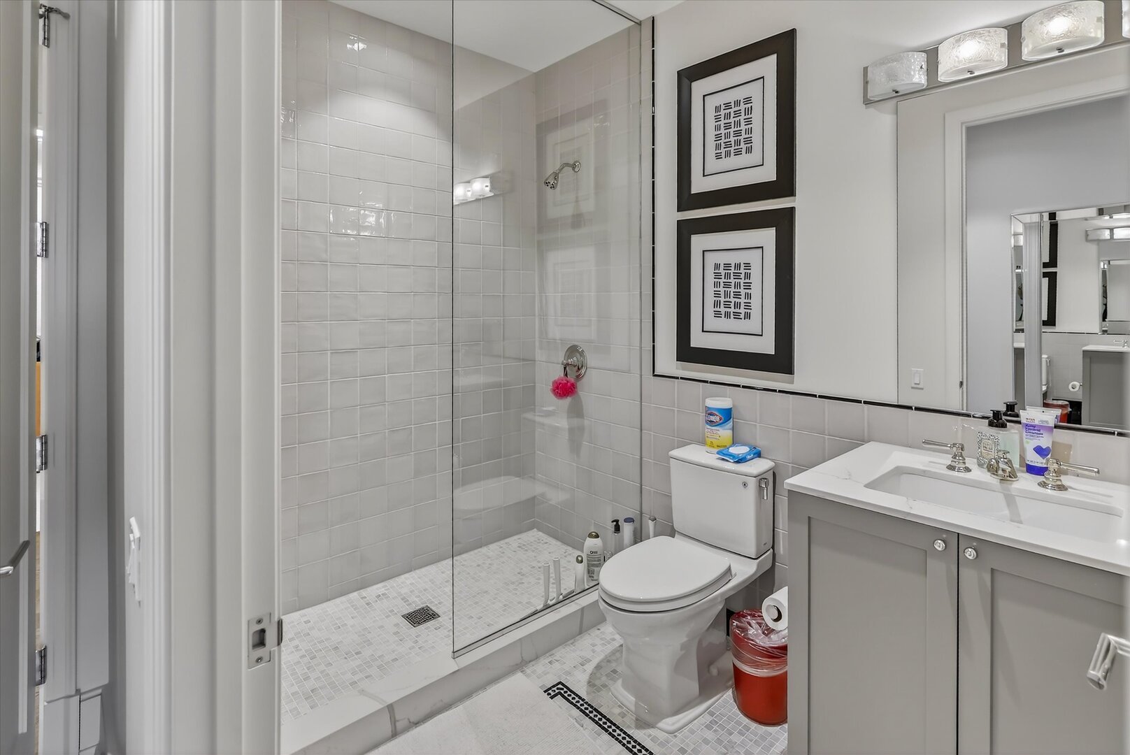 21 N May Street 501 Property Photo 43