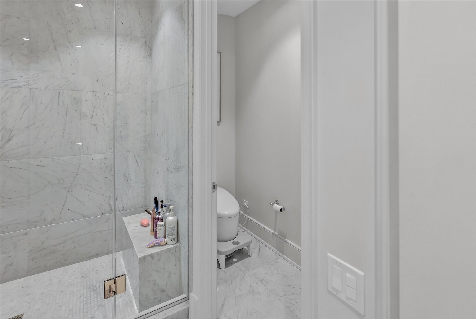 21 N May Street 501 Property Photo 67