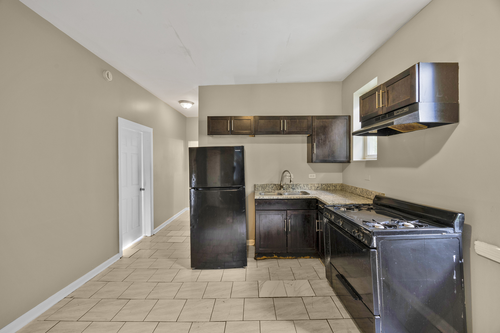 35 W 109th Street Property Photo 12