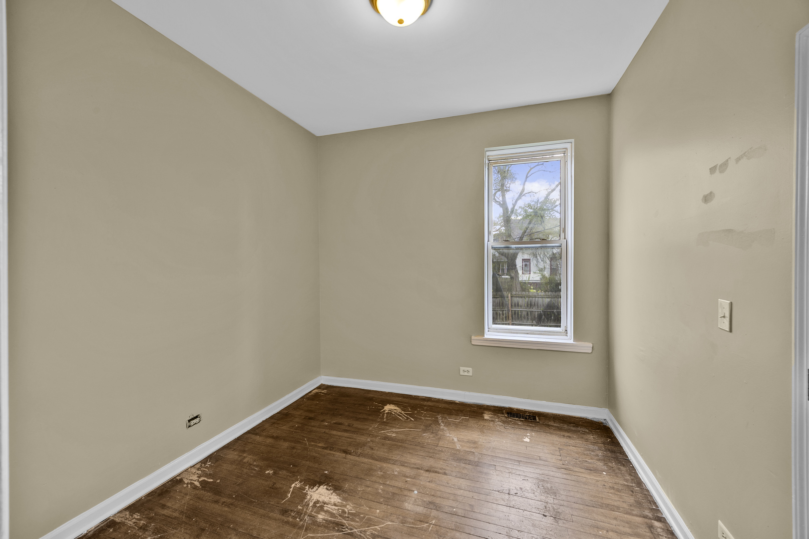35 W 109th Street Property Photo 14