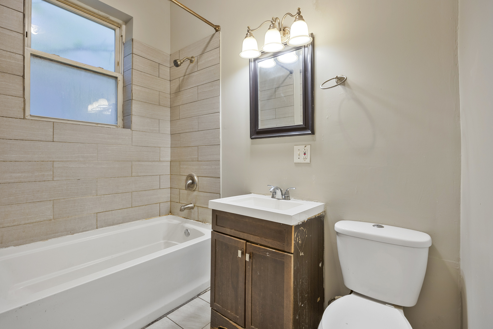 35 W 109th Street Property Photo 16