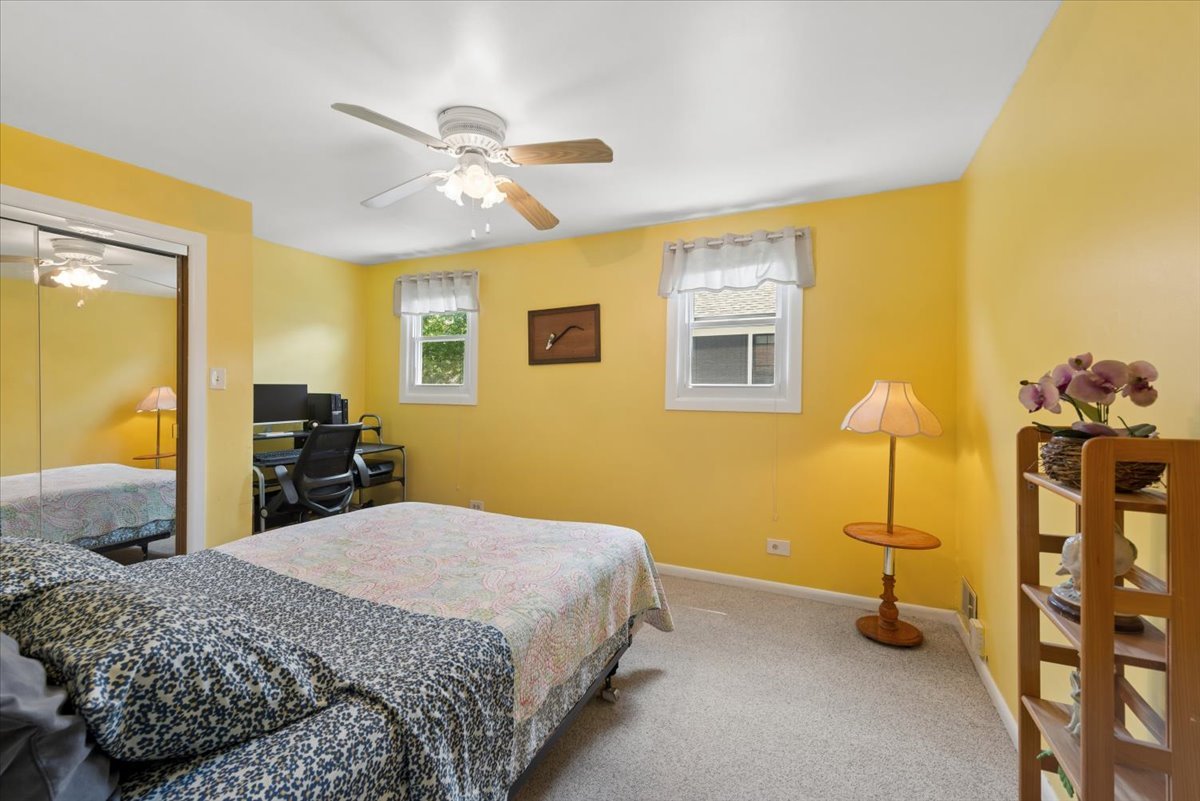 4924 N Seeley Avenue Property Photo 26