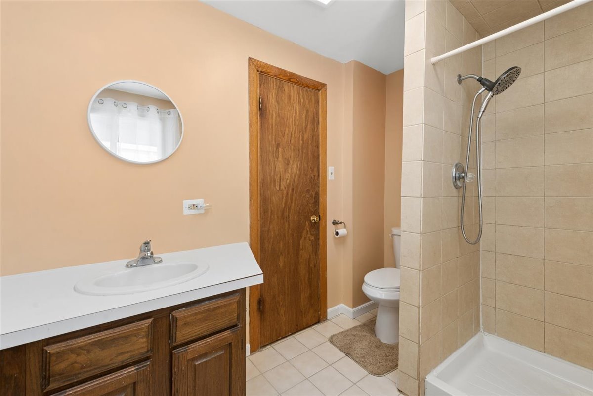 4924 N Seeley Avenue Property Photo 31