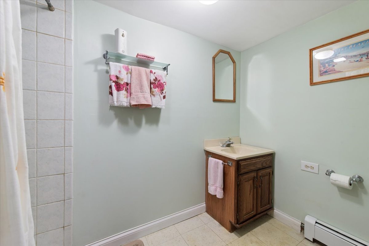 4924 N Seeley Avenue Property Photo 37